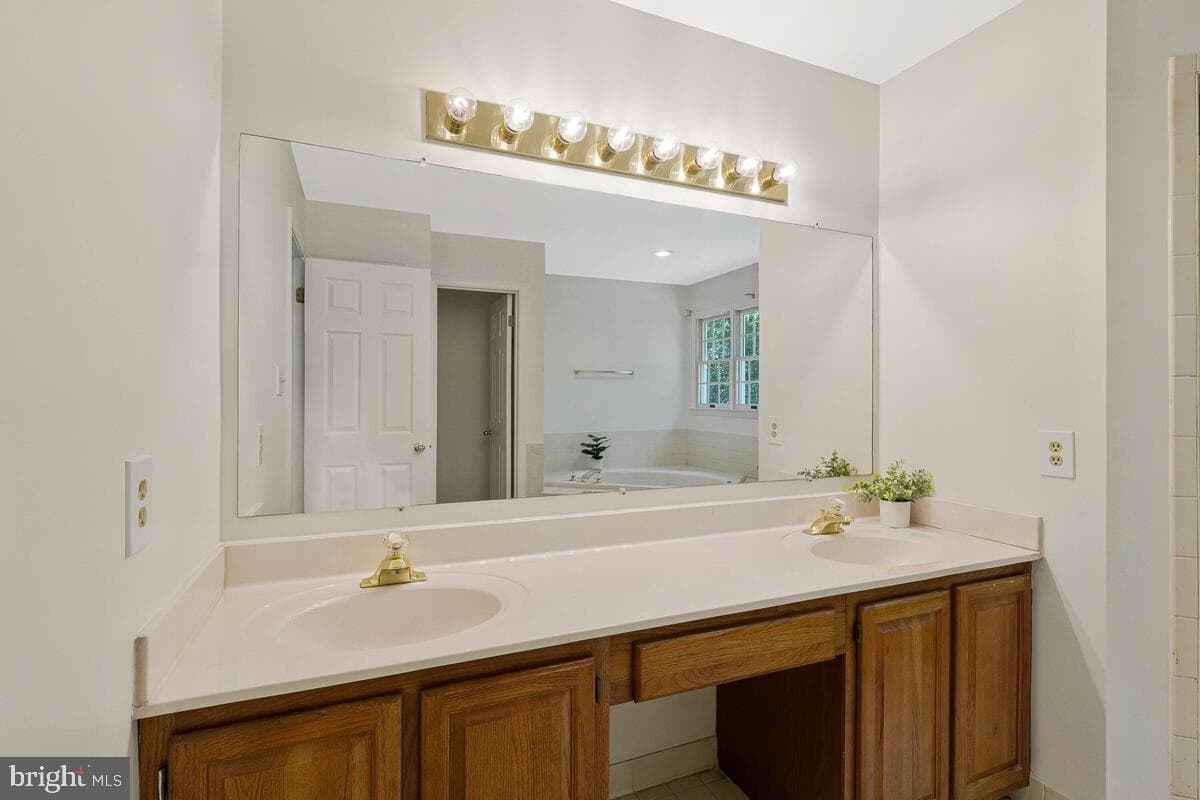 1811 Catherine Fran Drive photo 30