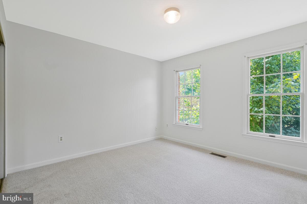 1811 Catherine Fran Drive photo 32