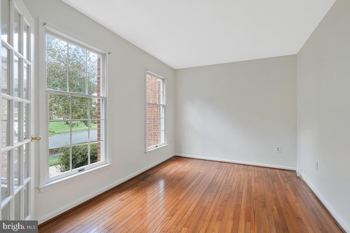1811 Catherine Fran Drive photo 6