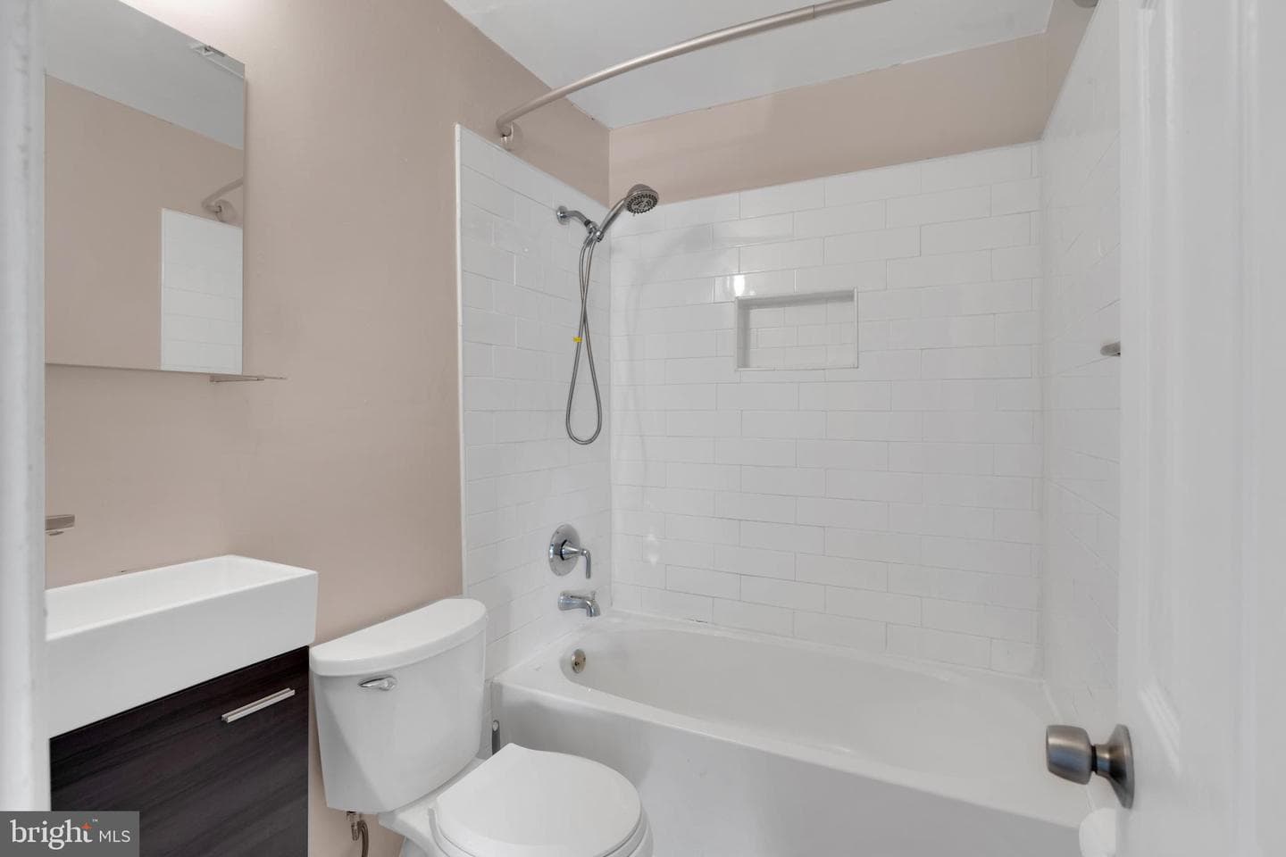 6918 Gateway Boulevard photo 13