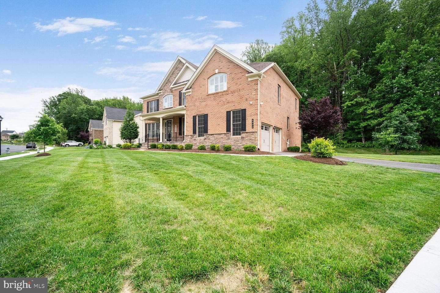 4804 Bridle Ridge Road photo 3