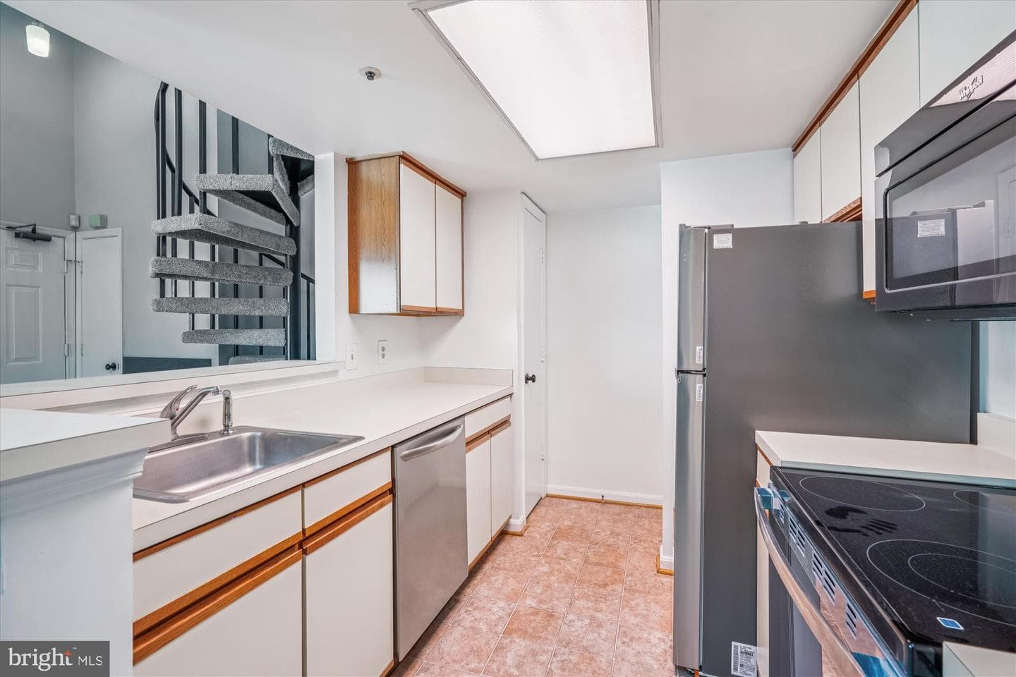 15847 Easthaven Court #112 photo 16