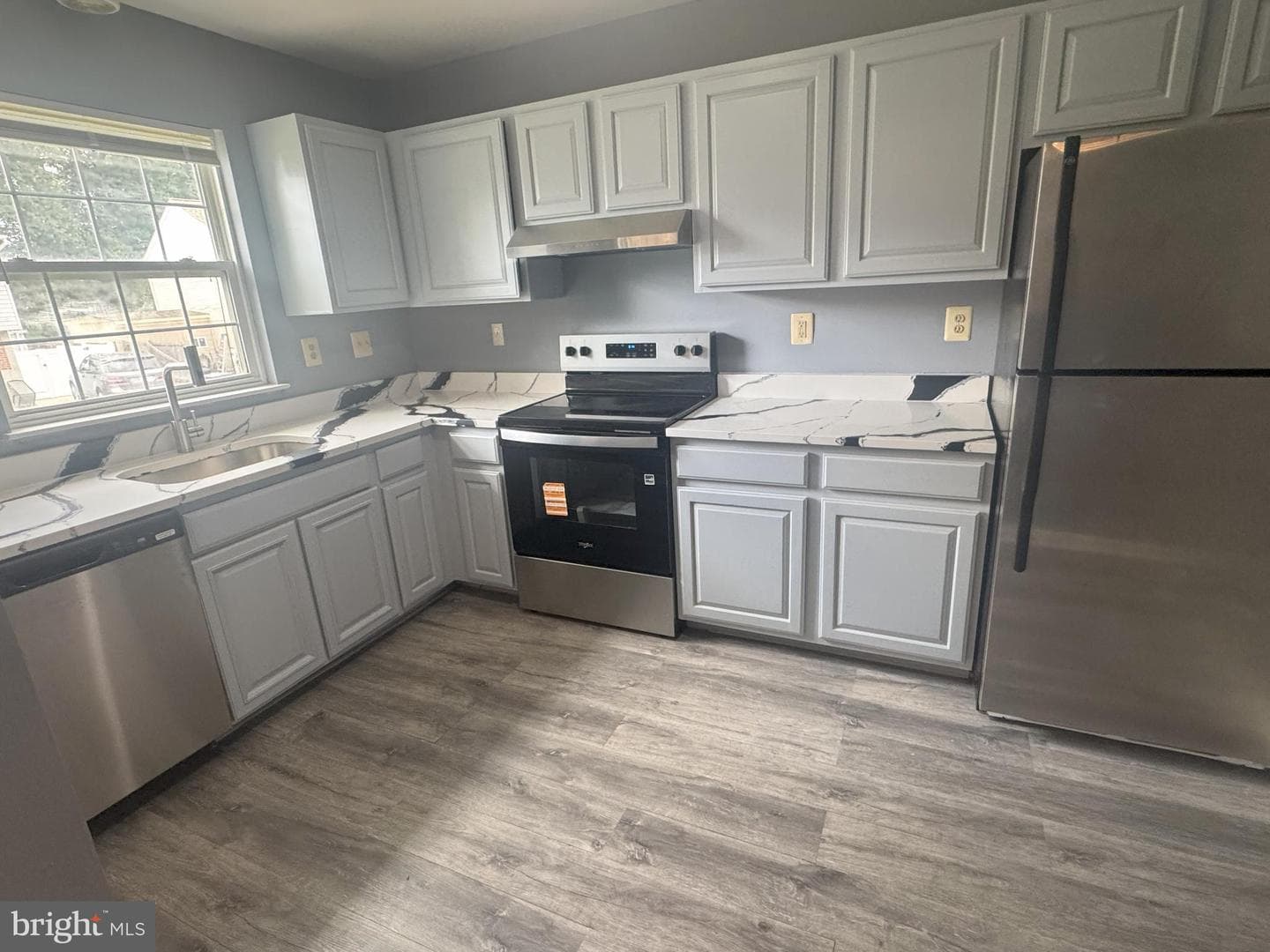 6000 Princess Garden Parkway photo 10
