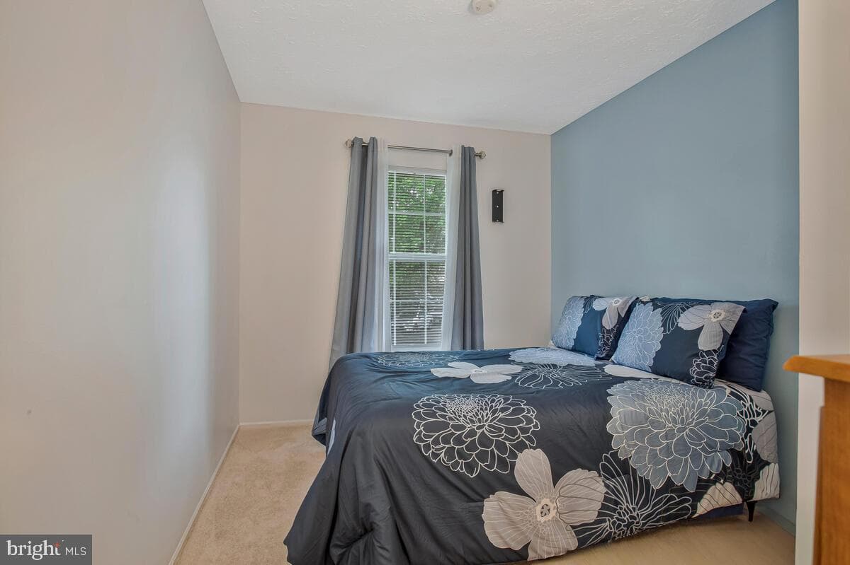 1304 Bloxham Court photo 15
