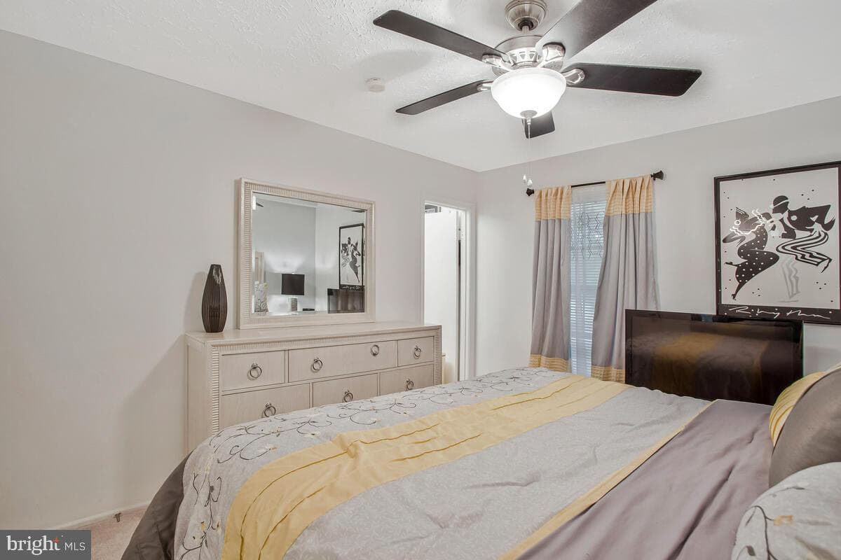 1304 Bloxham Court photo 22