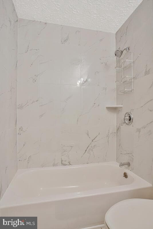 1304 Bloxham Court photo 24