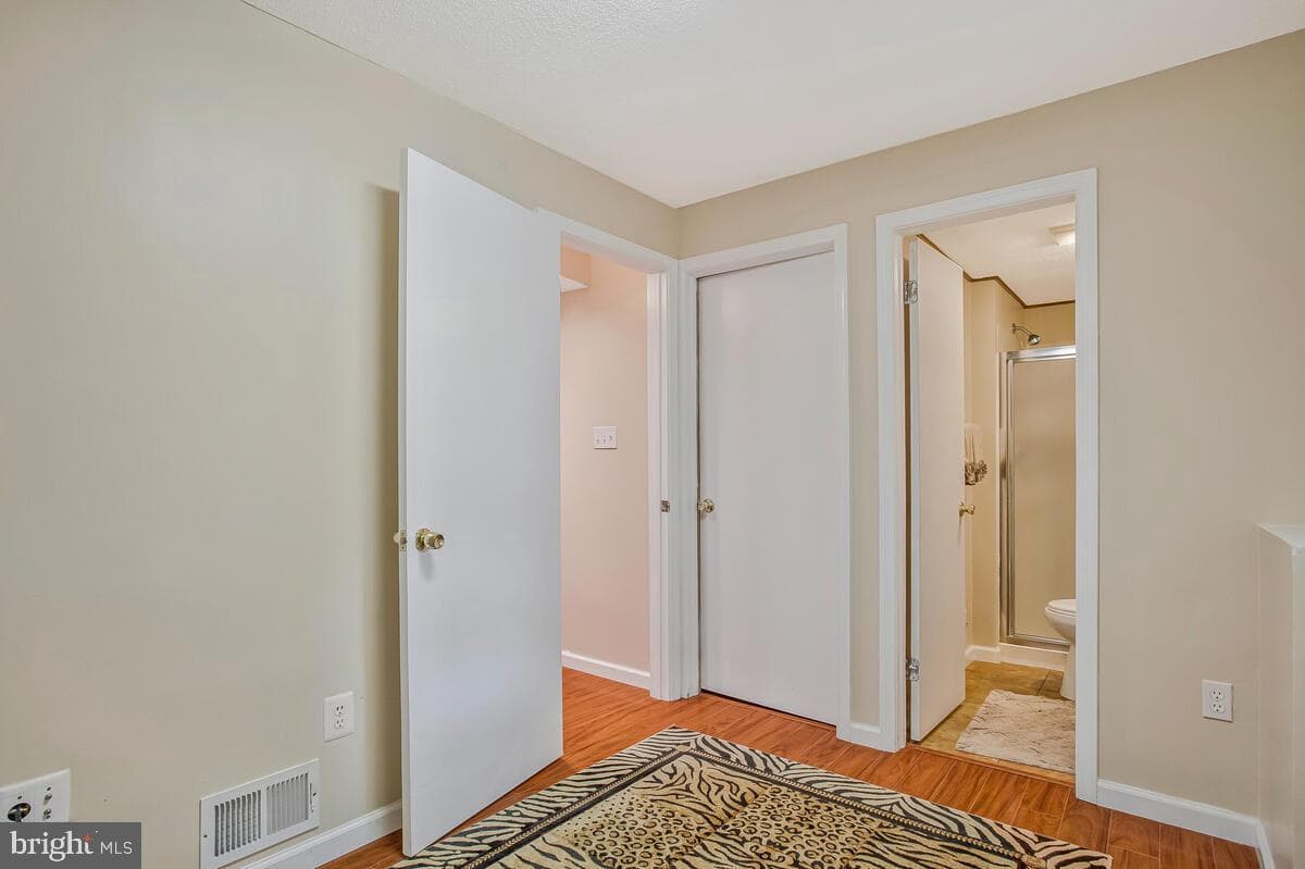 1304 Bloxham Court photo 30