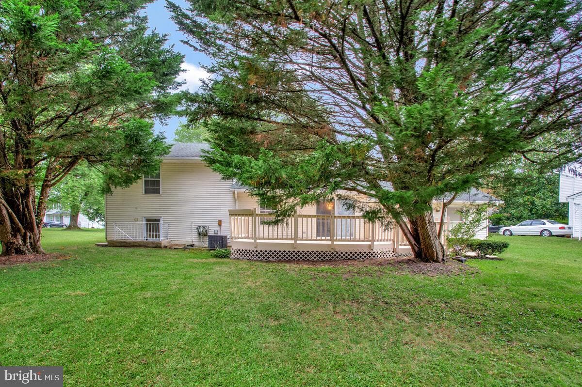 1304 Bloxham Court photo 31