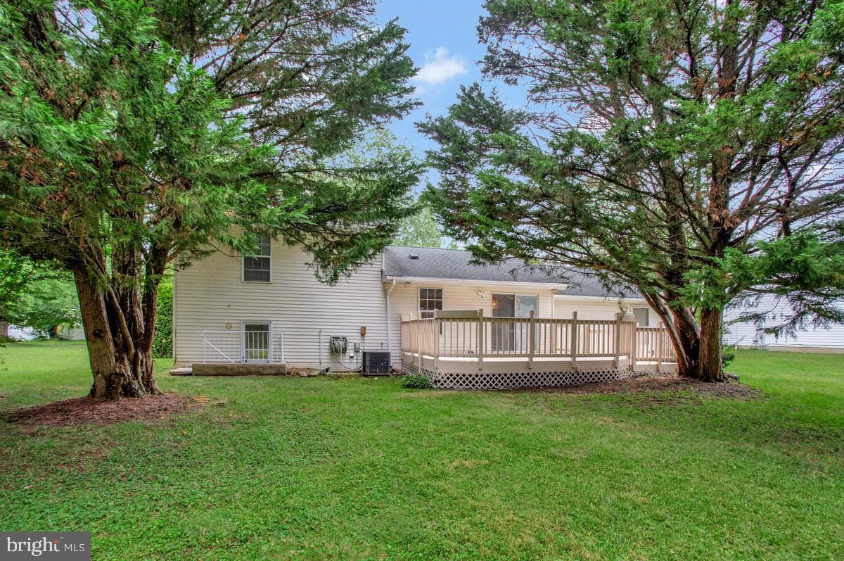 1304 Bloxham Court photo 33