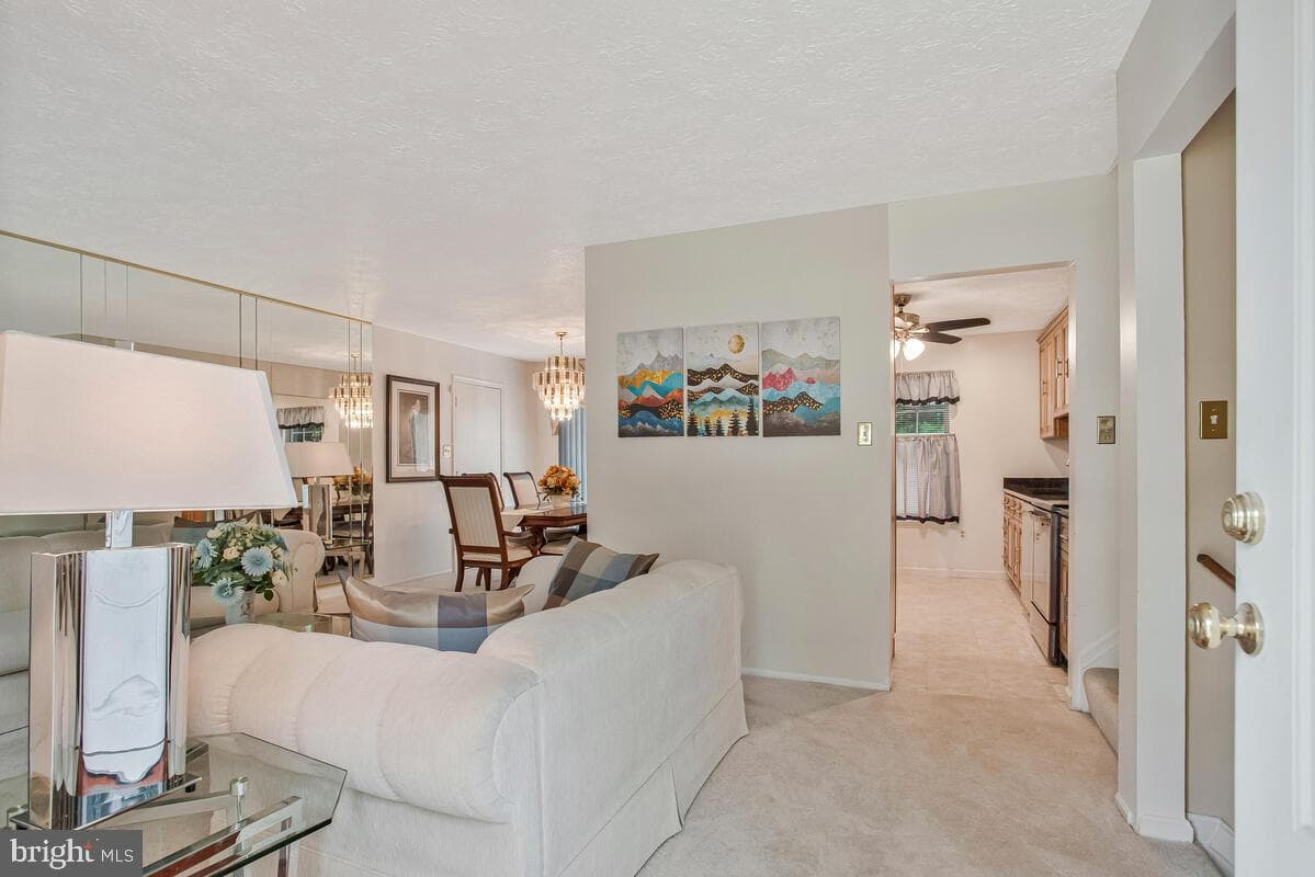 1304 Bloxham Court photo 4
