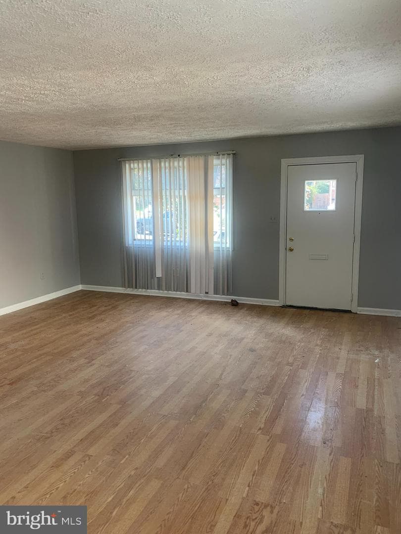 5513 59th Avenue photo 3