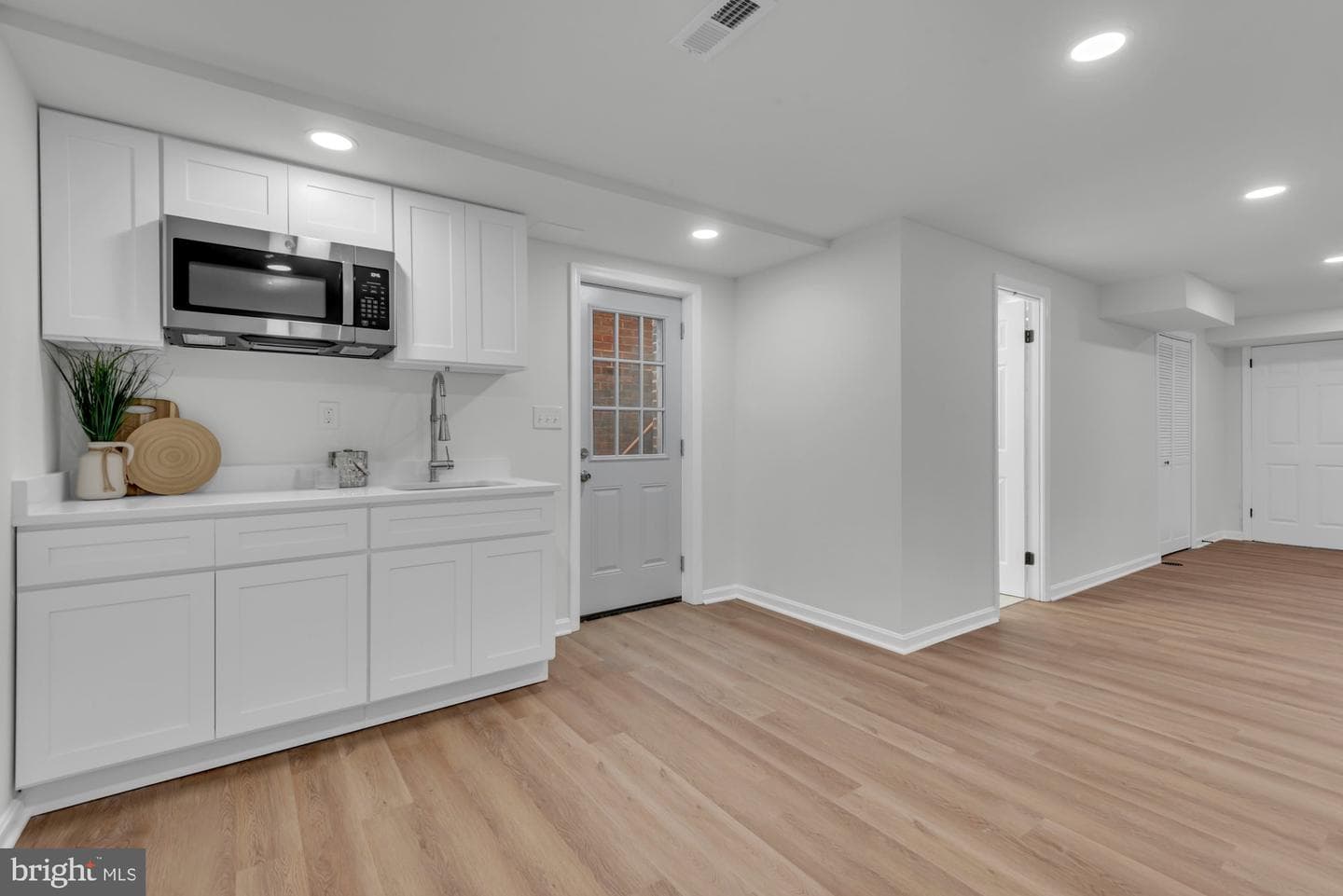 5804 Goucher photo 40