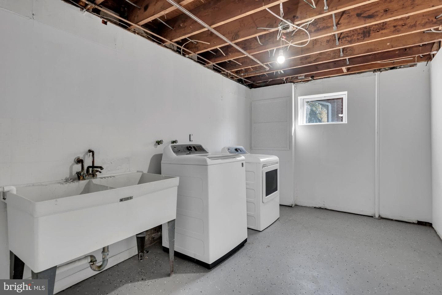 5804 Goucher photo 43