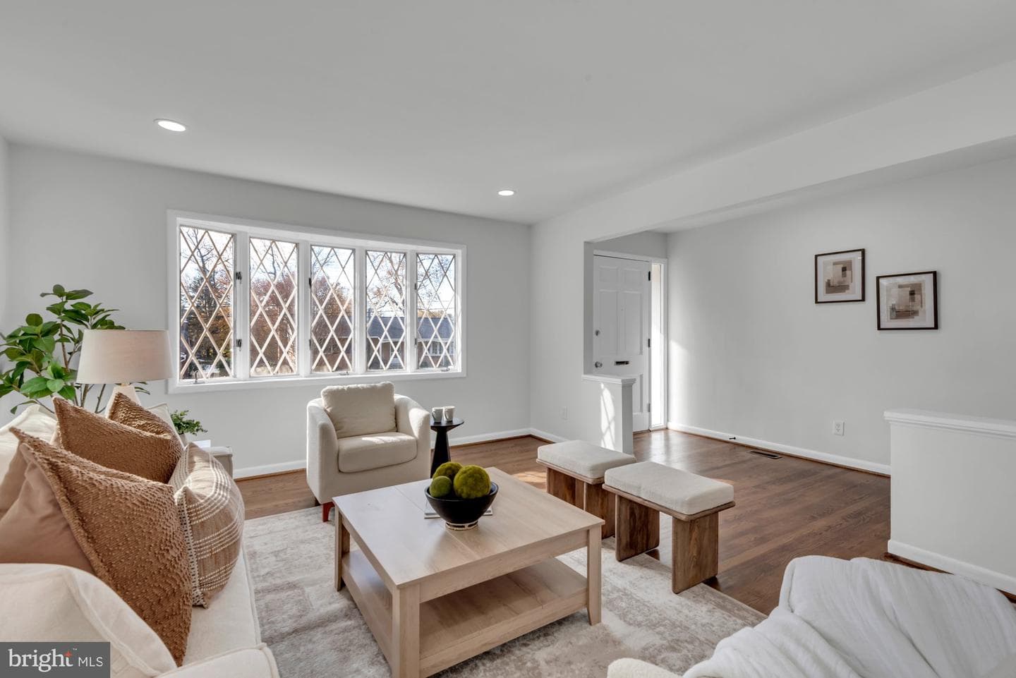 5804 Goucher photo 8