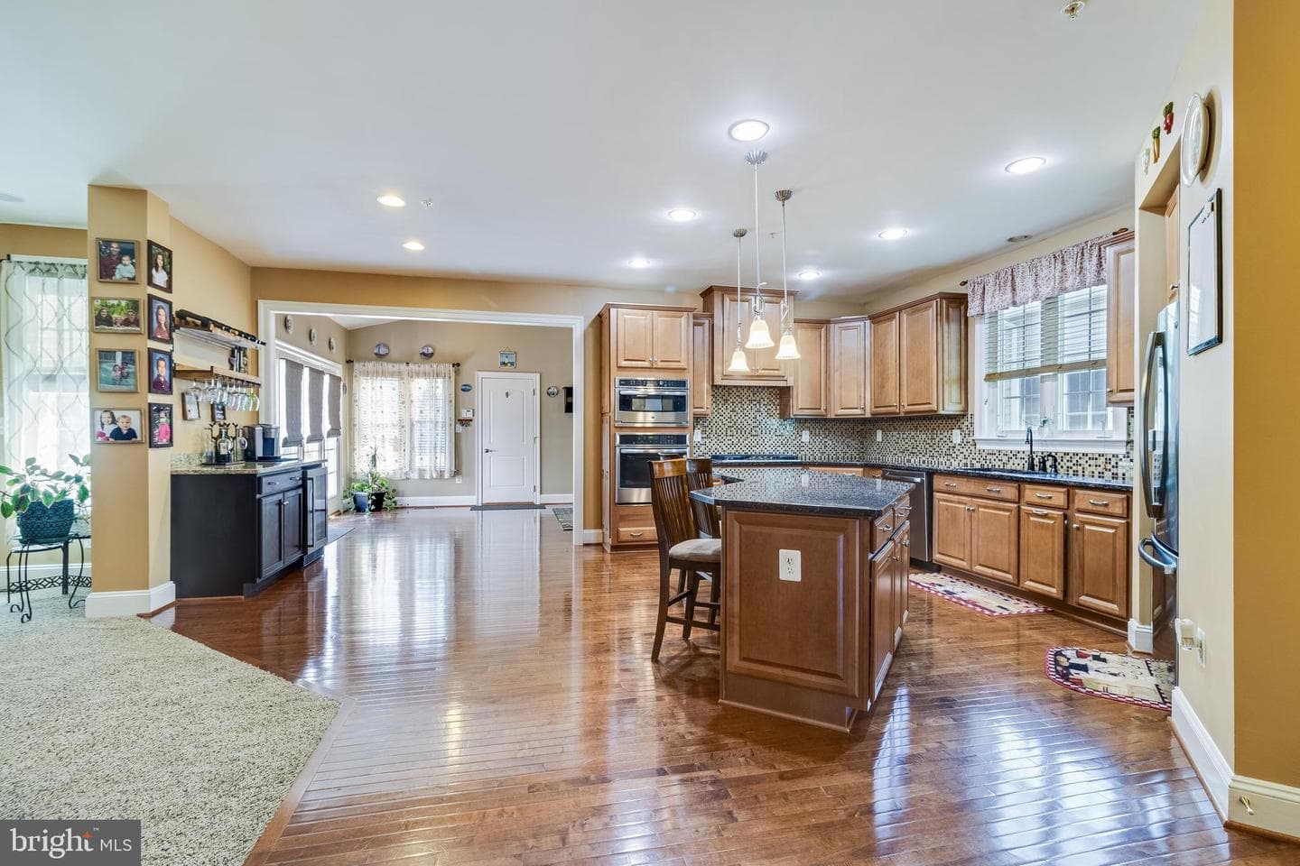 402 Esterville Lane photo 8