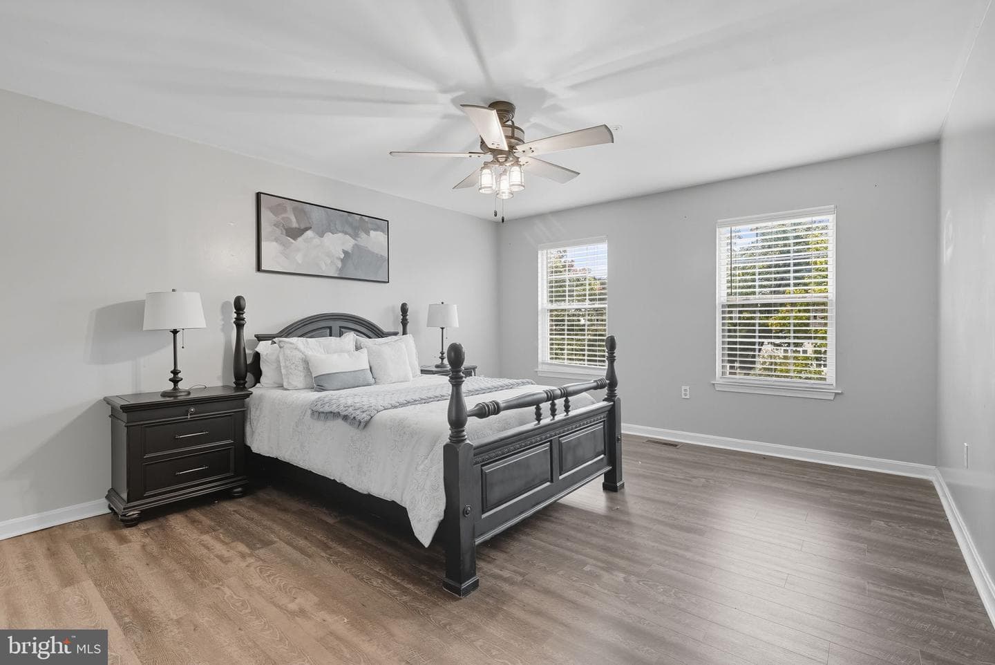 7904 Birdsong Drive photo 9