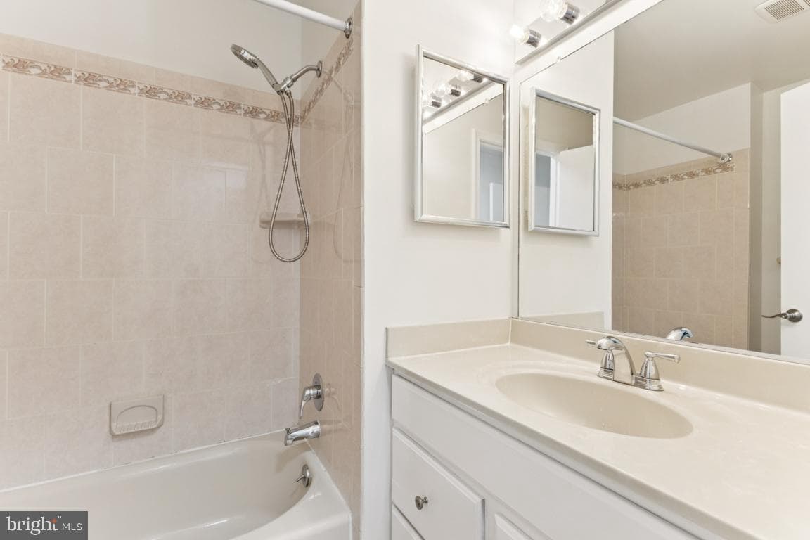12216 Westview Drive photo 12