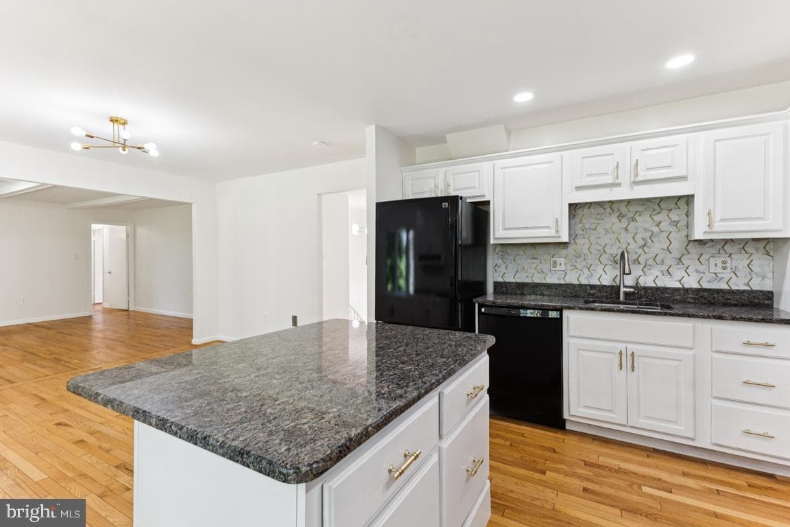 12216 Westview Drive photo 8