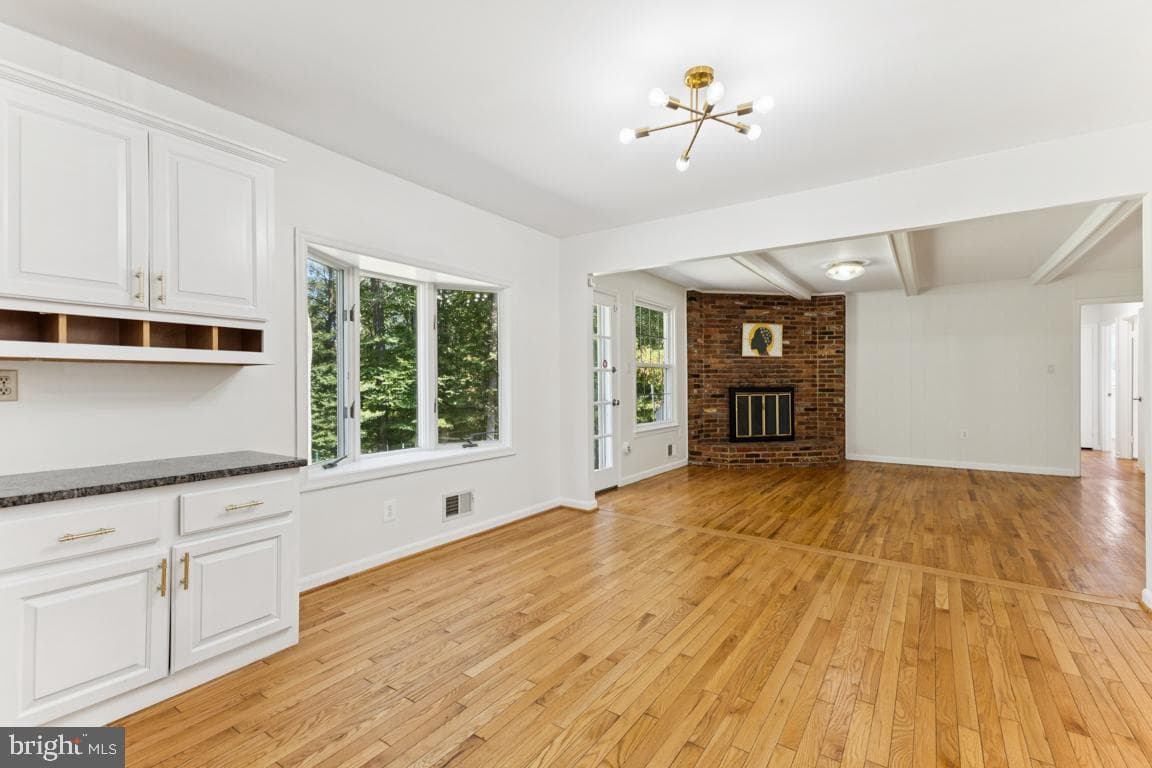 12216 Westview Drive photo 9