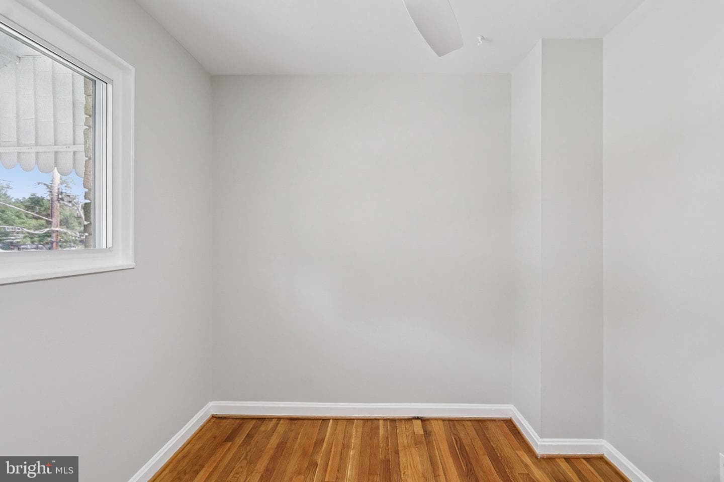 423 Saint Margarets Drive photo 28