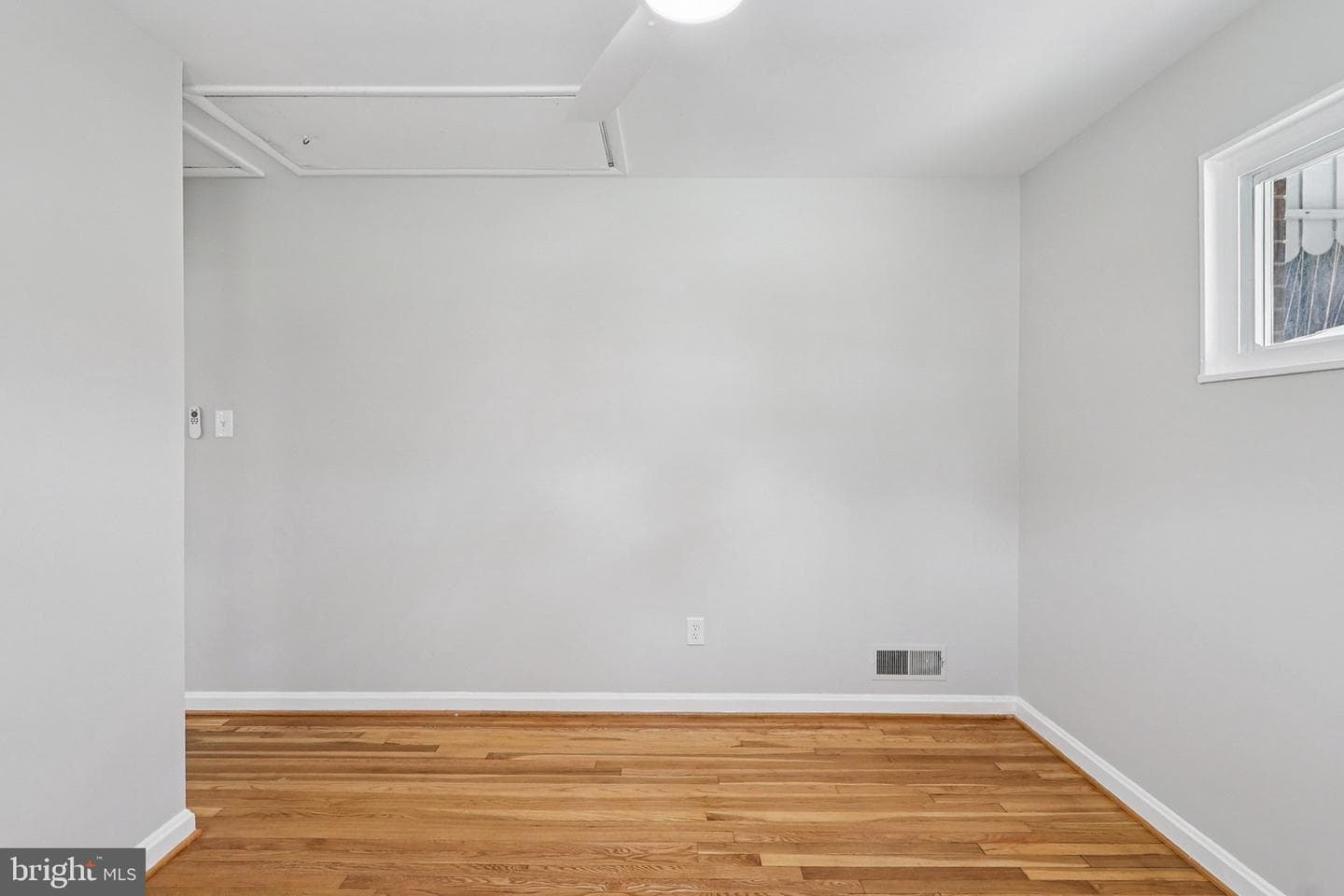 423 Saint Margarets Drive photo 29