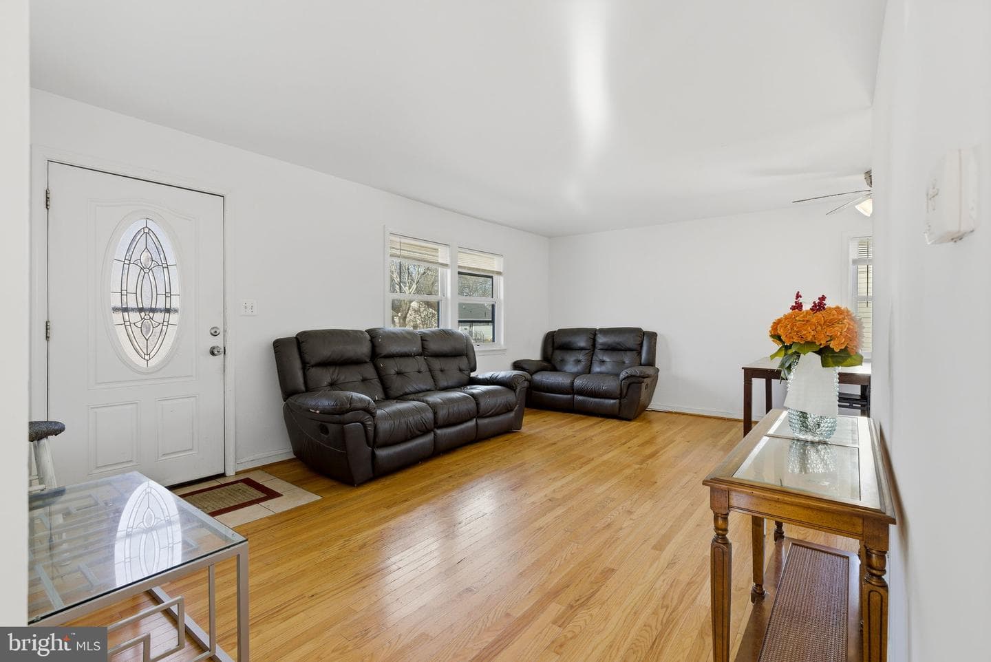 9013 Volta Street photo 6