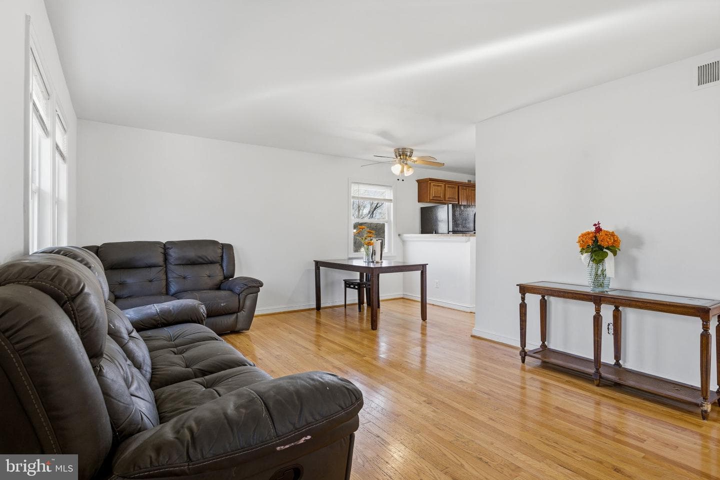 9013 Volta Street photo 8