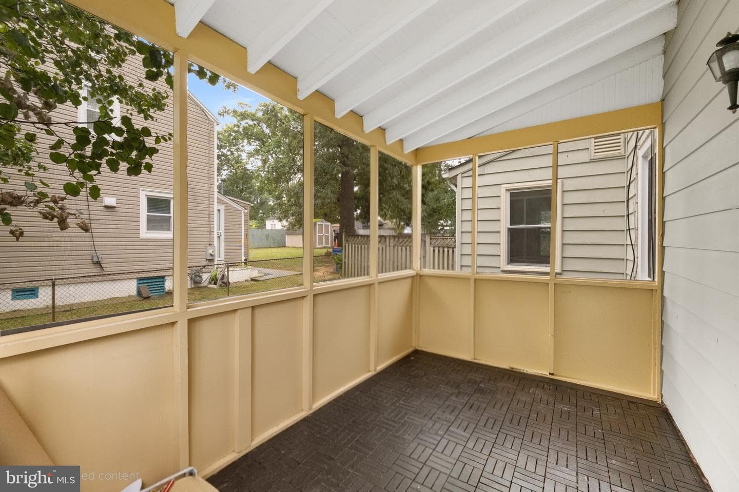 7119 Buchanan Street photo 18