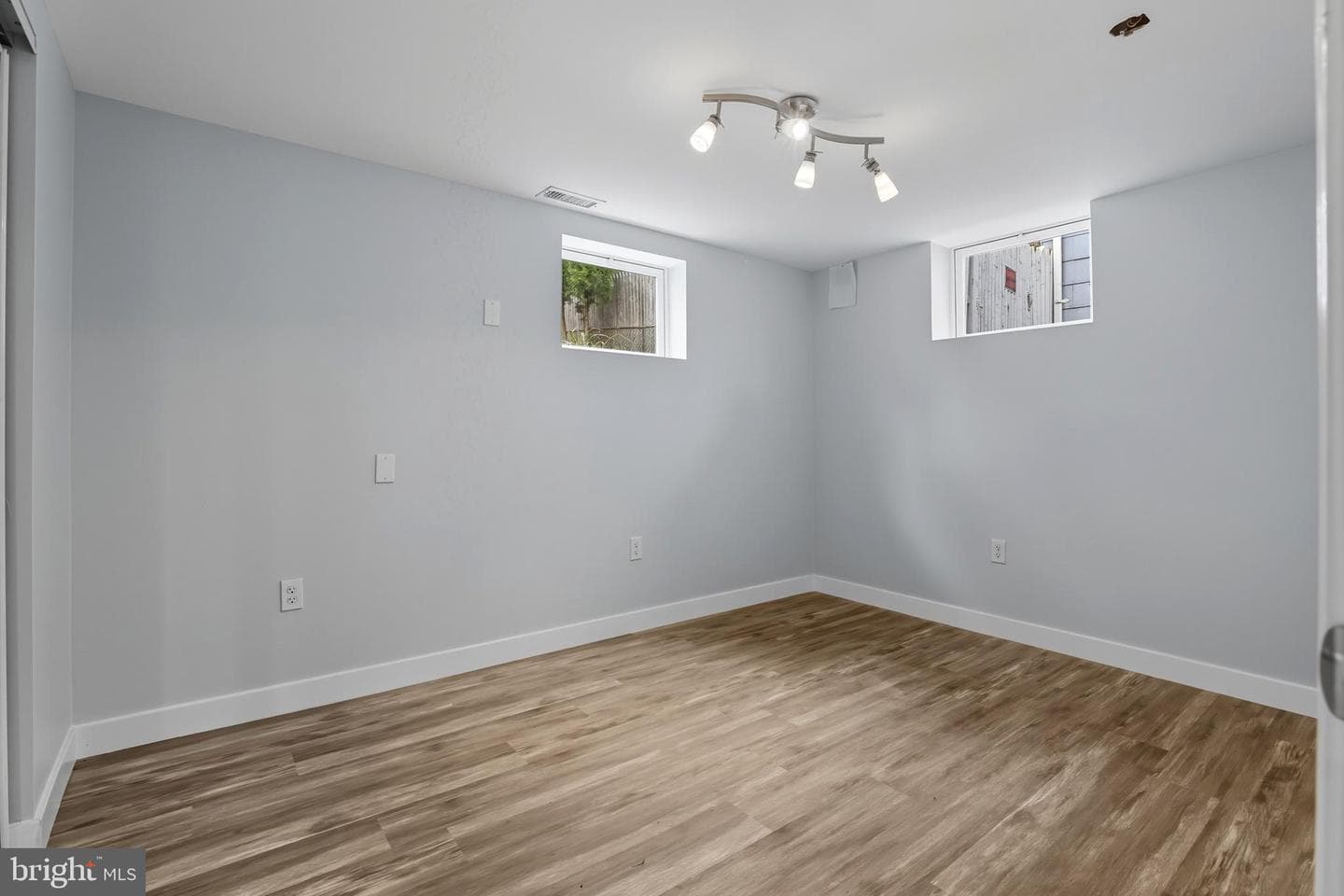 5117 Hollywood Road photo 25