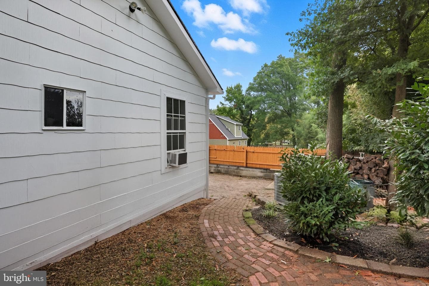 5117 Hollywood Road photo 34