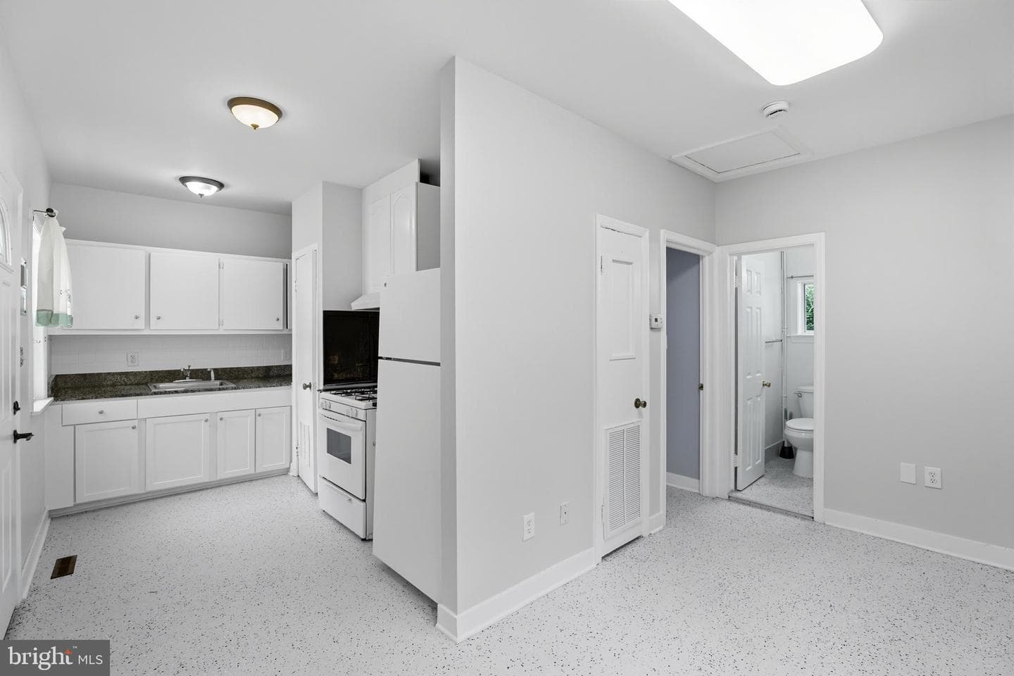5117 Hollywood Road photo 39