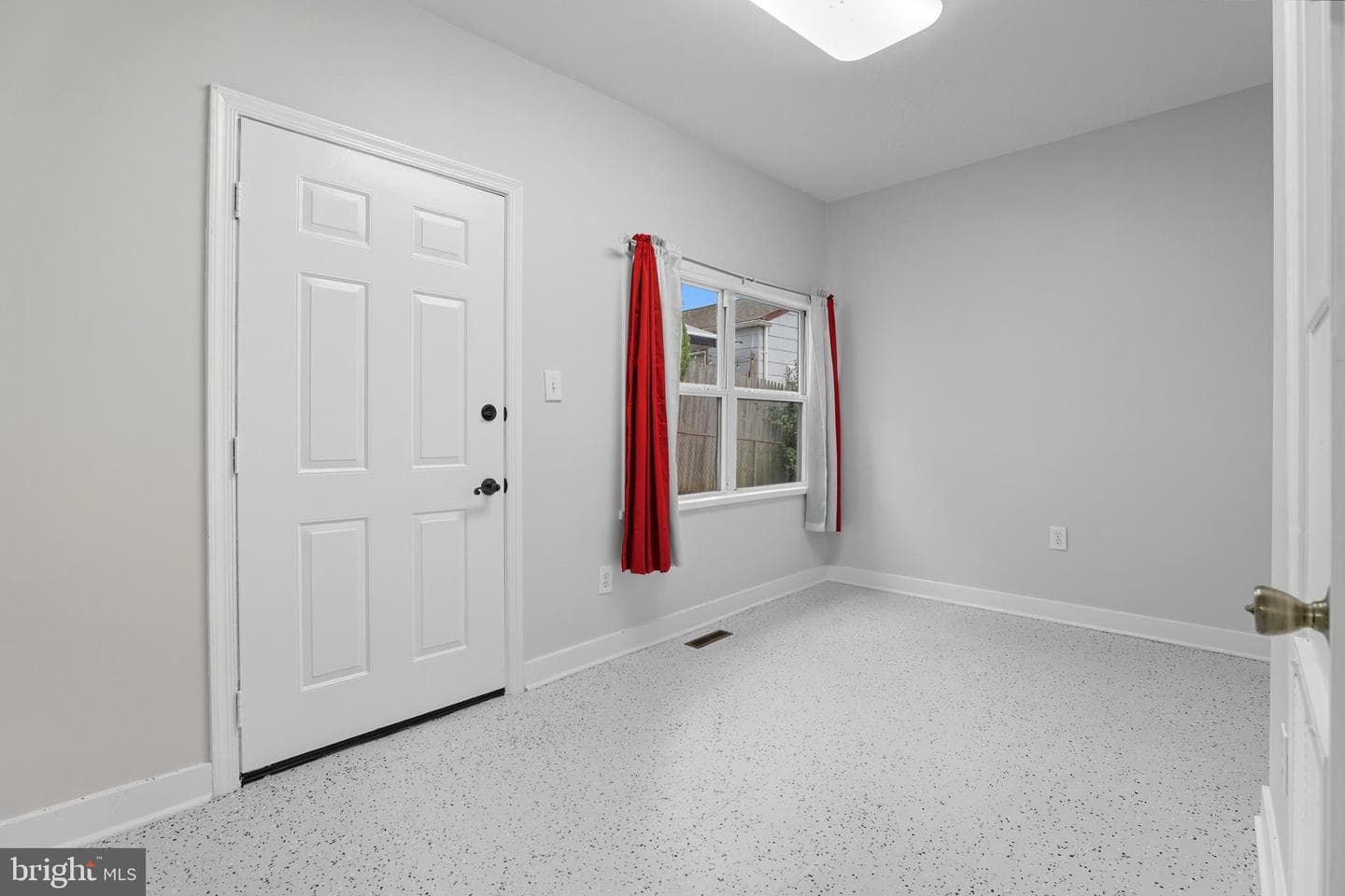 5117 Hollywood Road photo 41