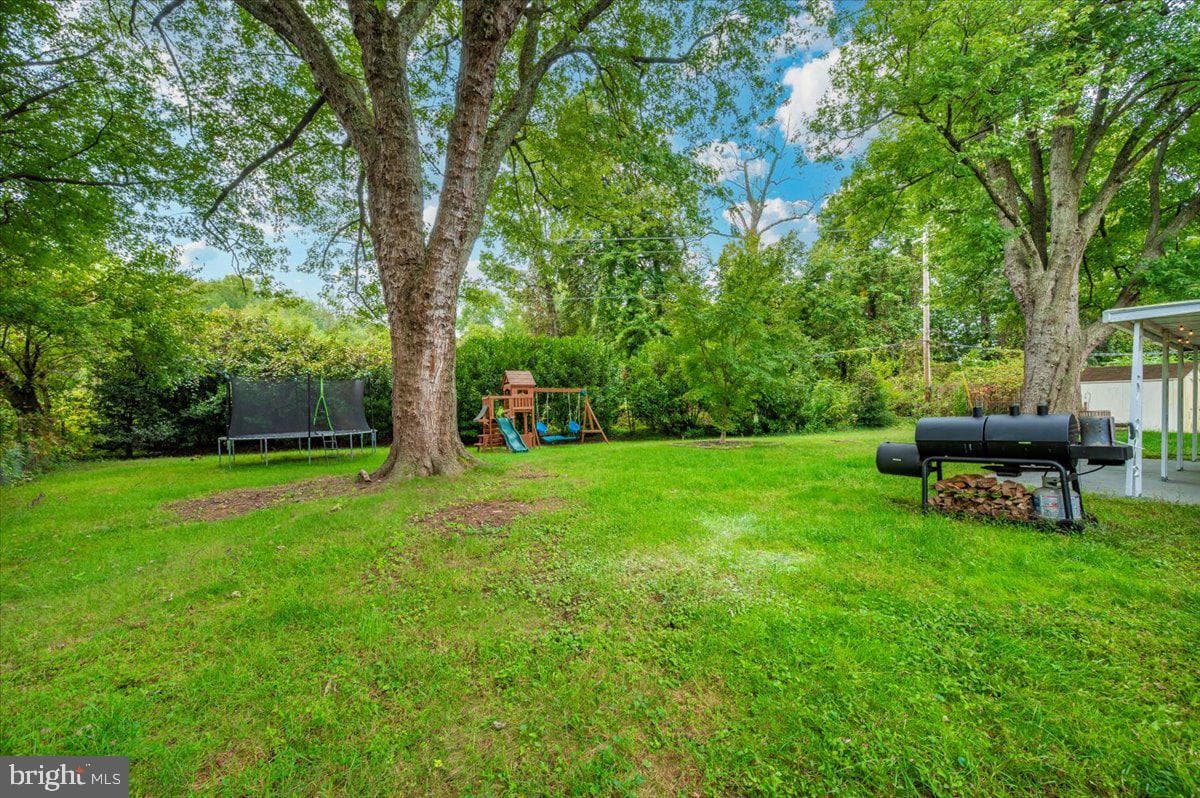 2219 Hindle Lane photo 32