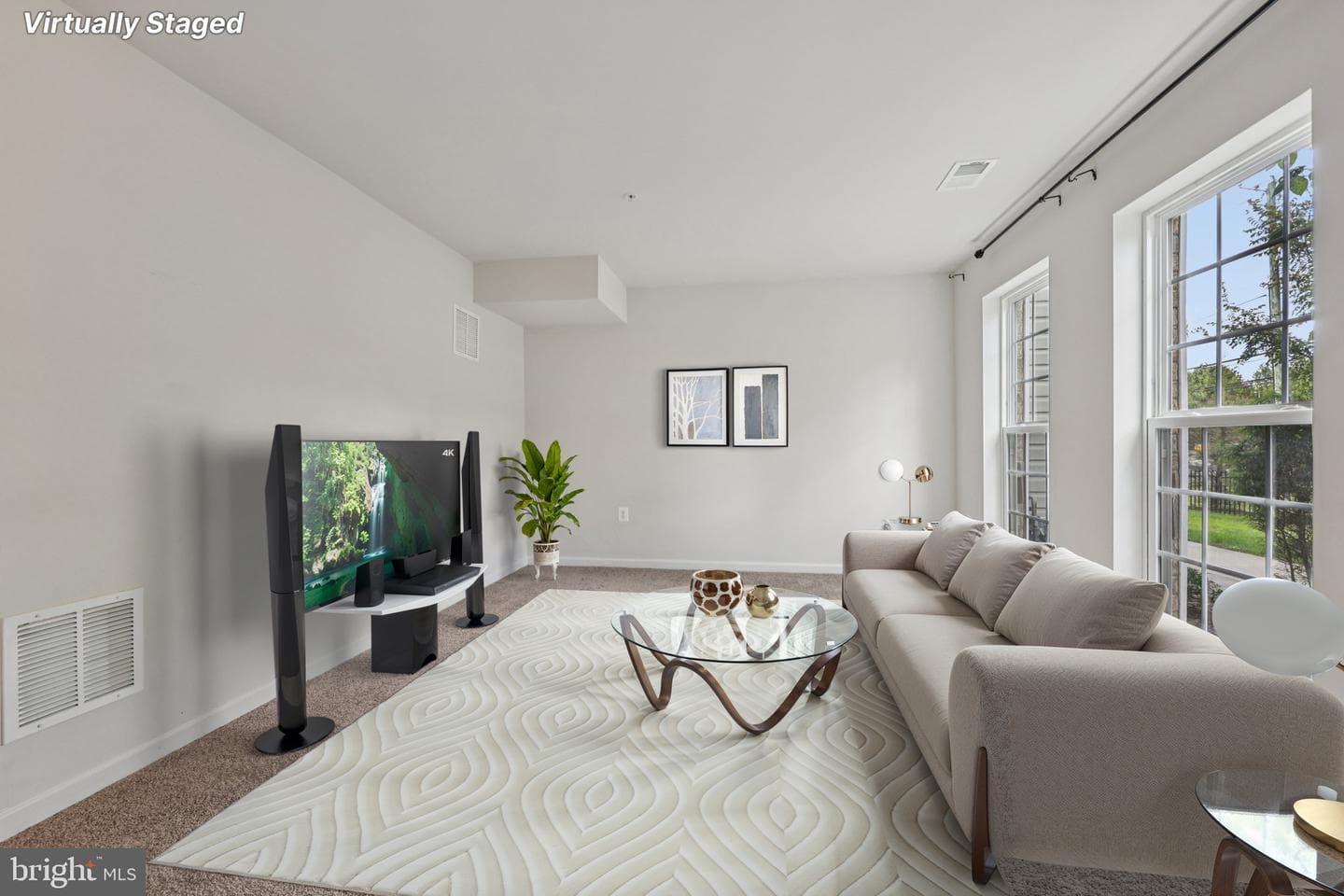 1613 Wesbourne Drive photo 4