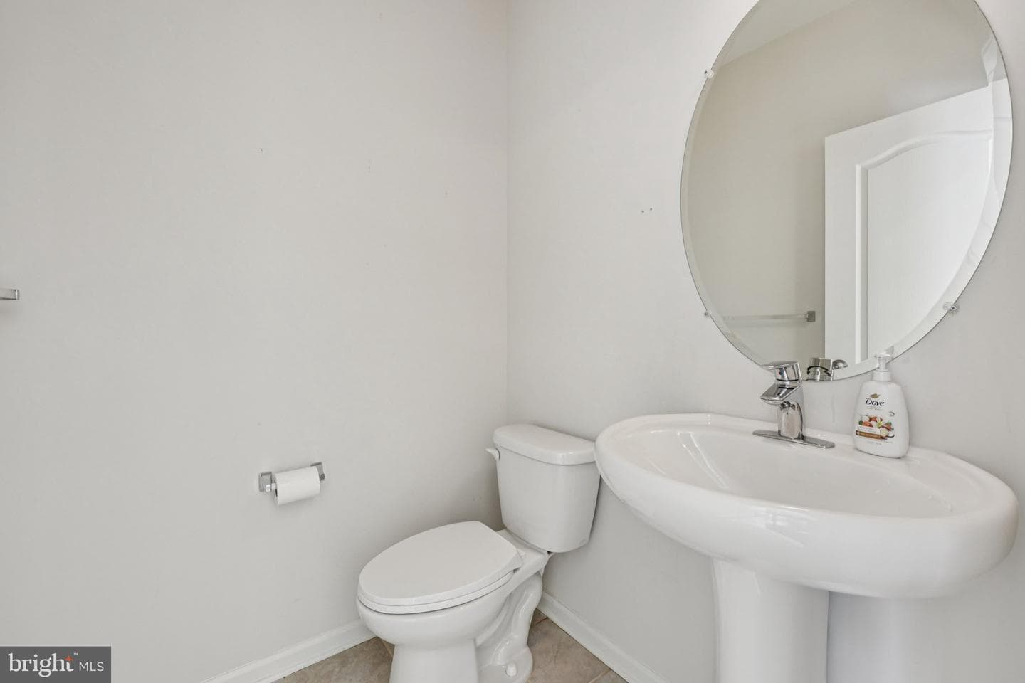 1613 Wesbourne Drive photo 6