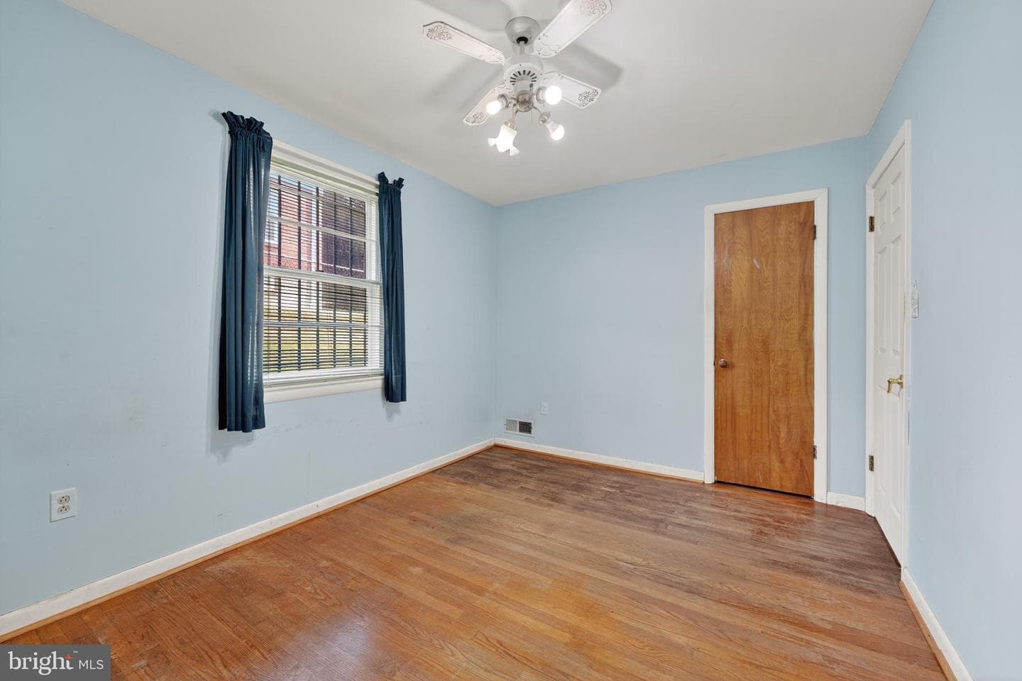 2807 Curtis Drive photo 15