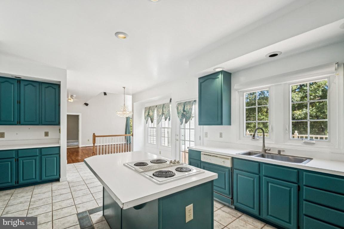 10914 Forestgate Place photo 14