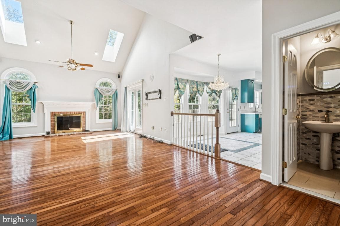 10914 Forestgate Place photo 17