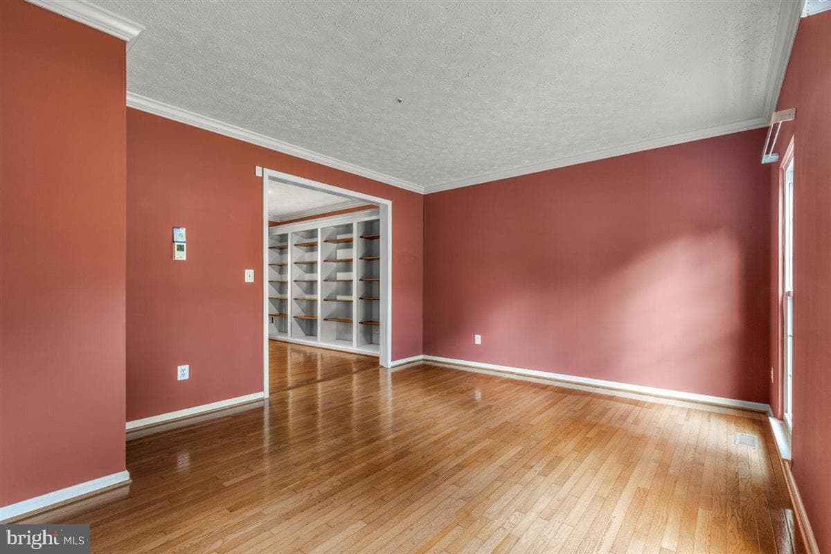 10107 Grandhaven Avenue photo 10