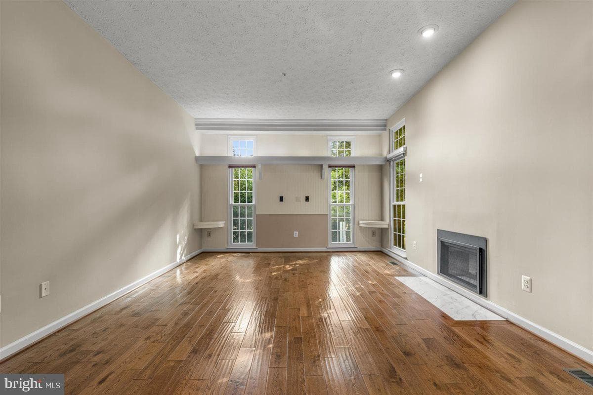 10107 Grandhaven Avenue photo 18