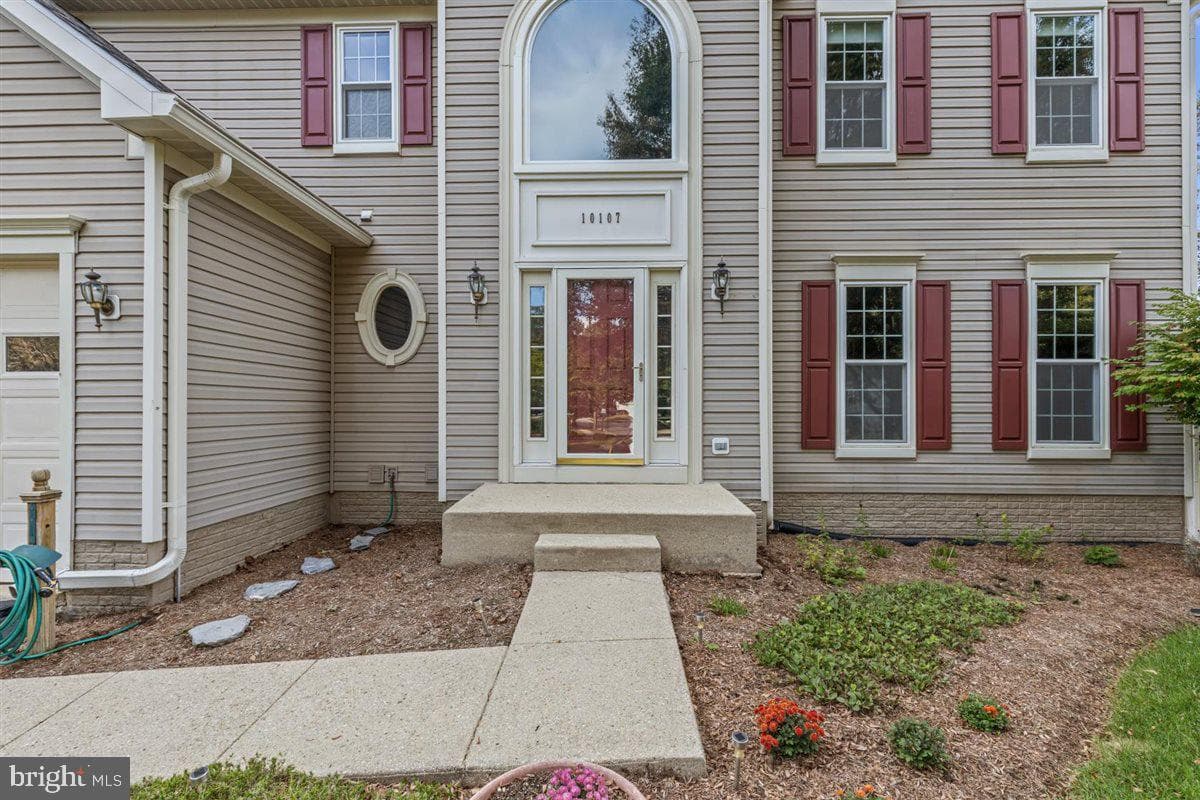 10107 Grandhaven Avenue photo 3