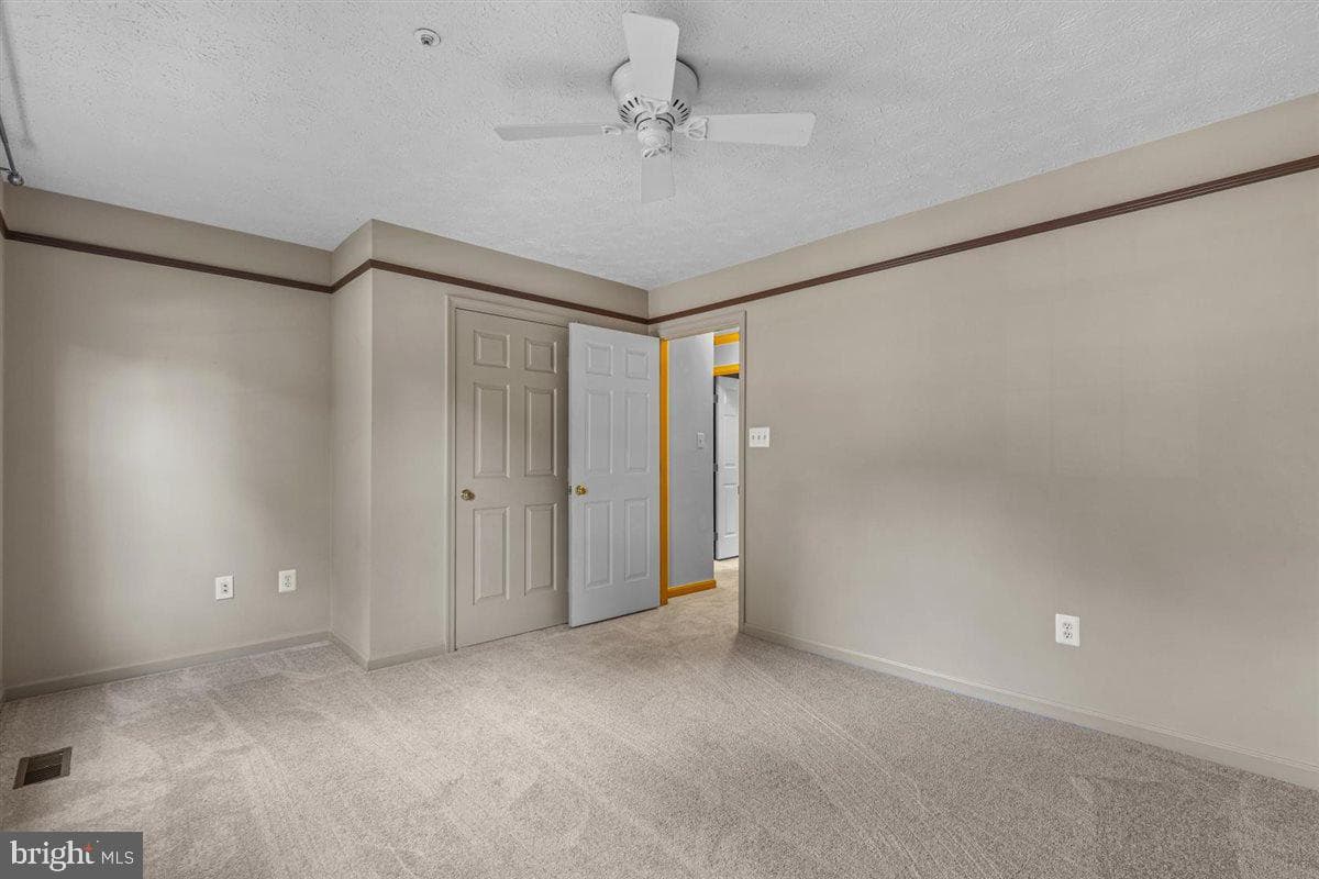 10107 Grandhaven Avenue photo 38