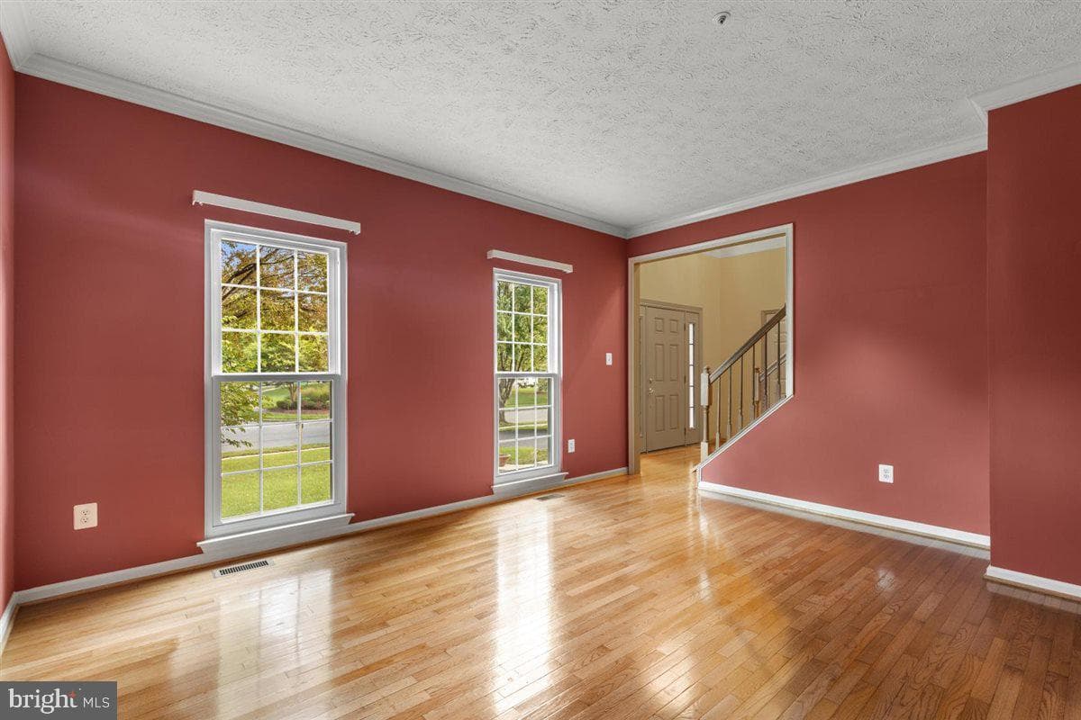 10107 Grandhaven Avenue photo 9
