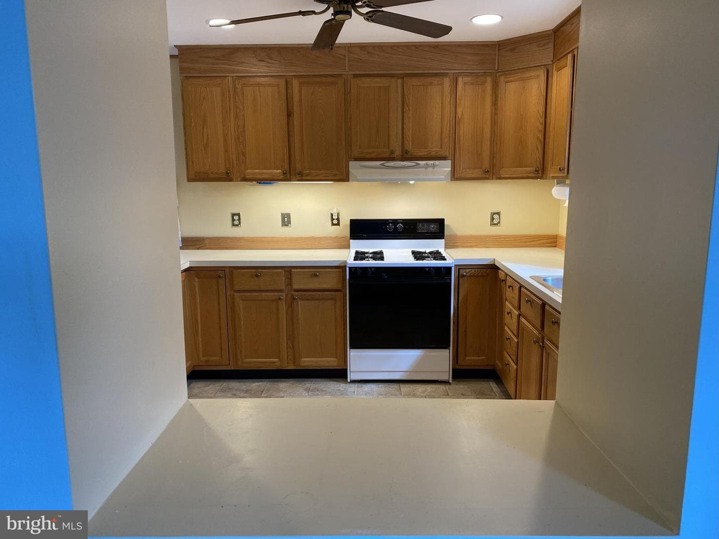5116 Iroquois Street photo 18