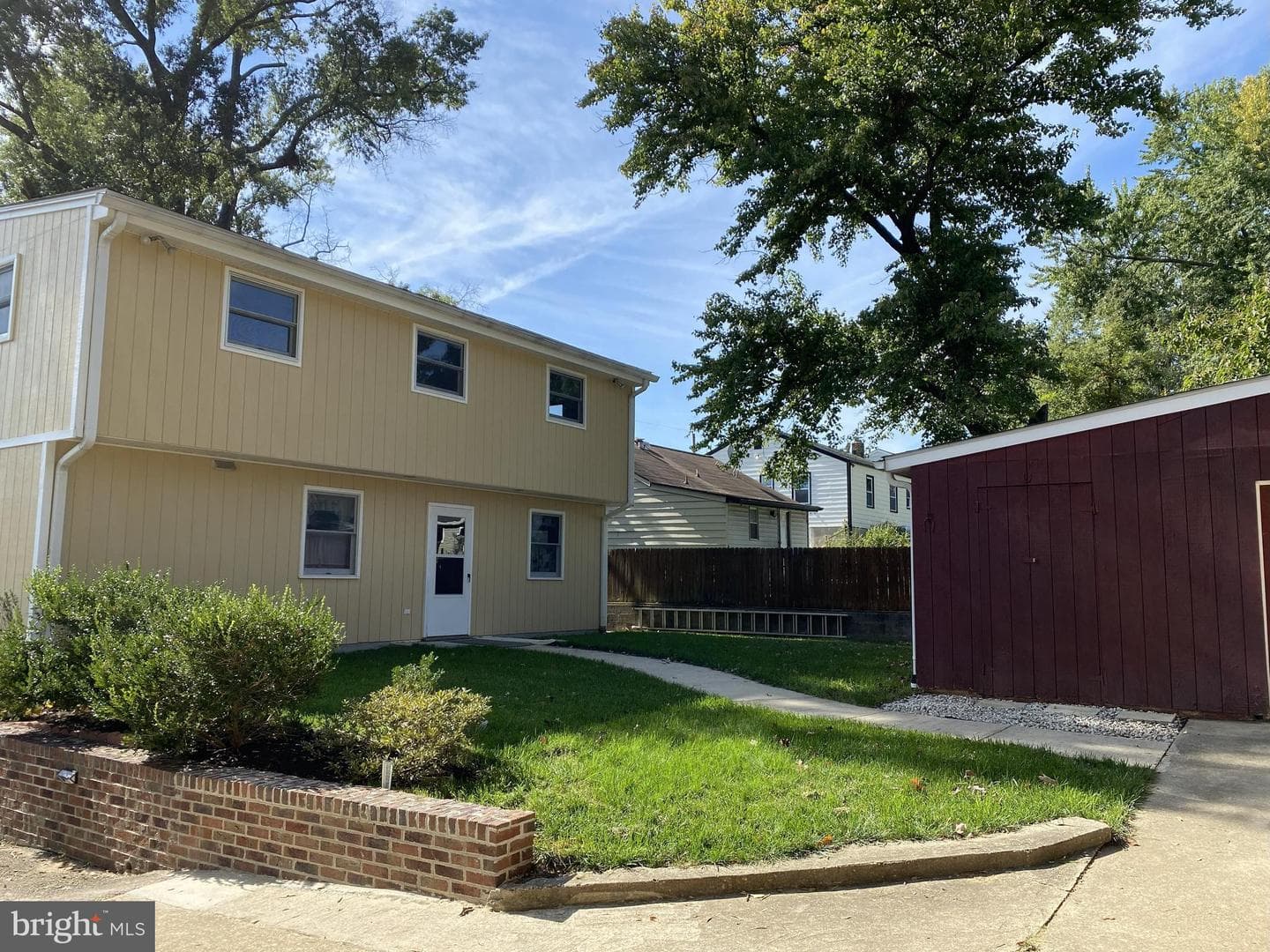 5116 Iroquois Street photo 3