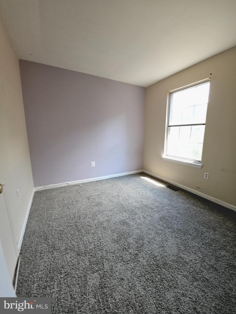 14717 London Lane photo 14