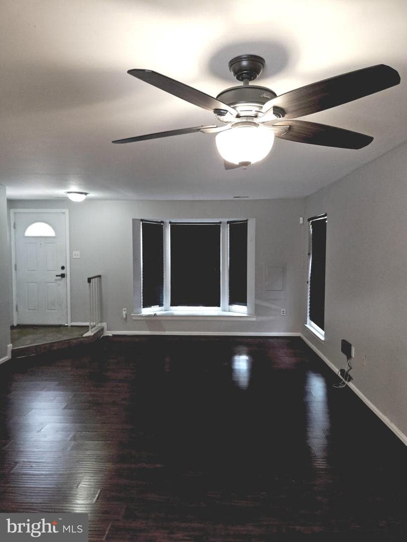 14717 London Lane photo 4