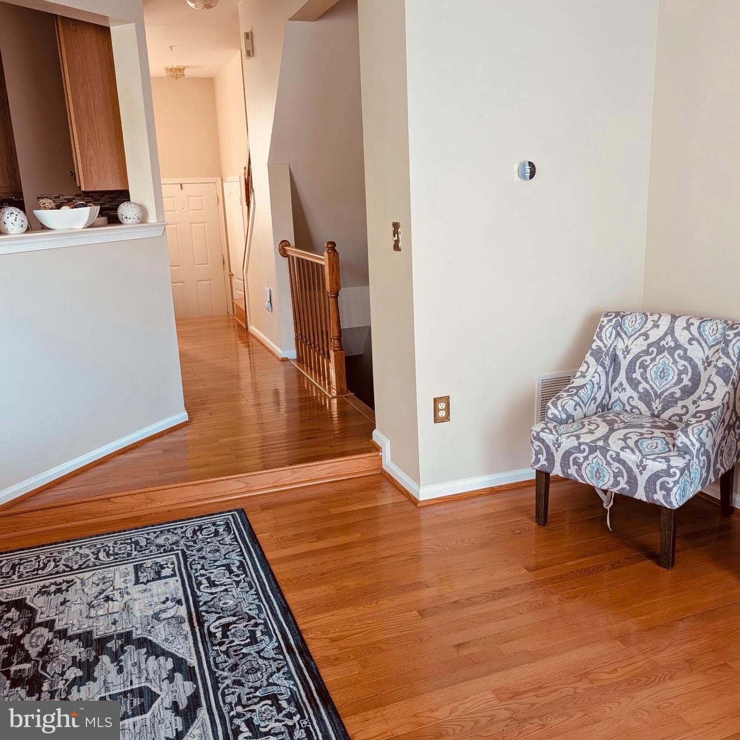 9705 Woodyard Circle photo 4