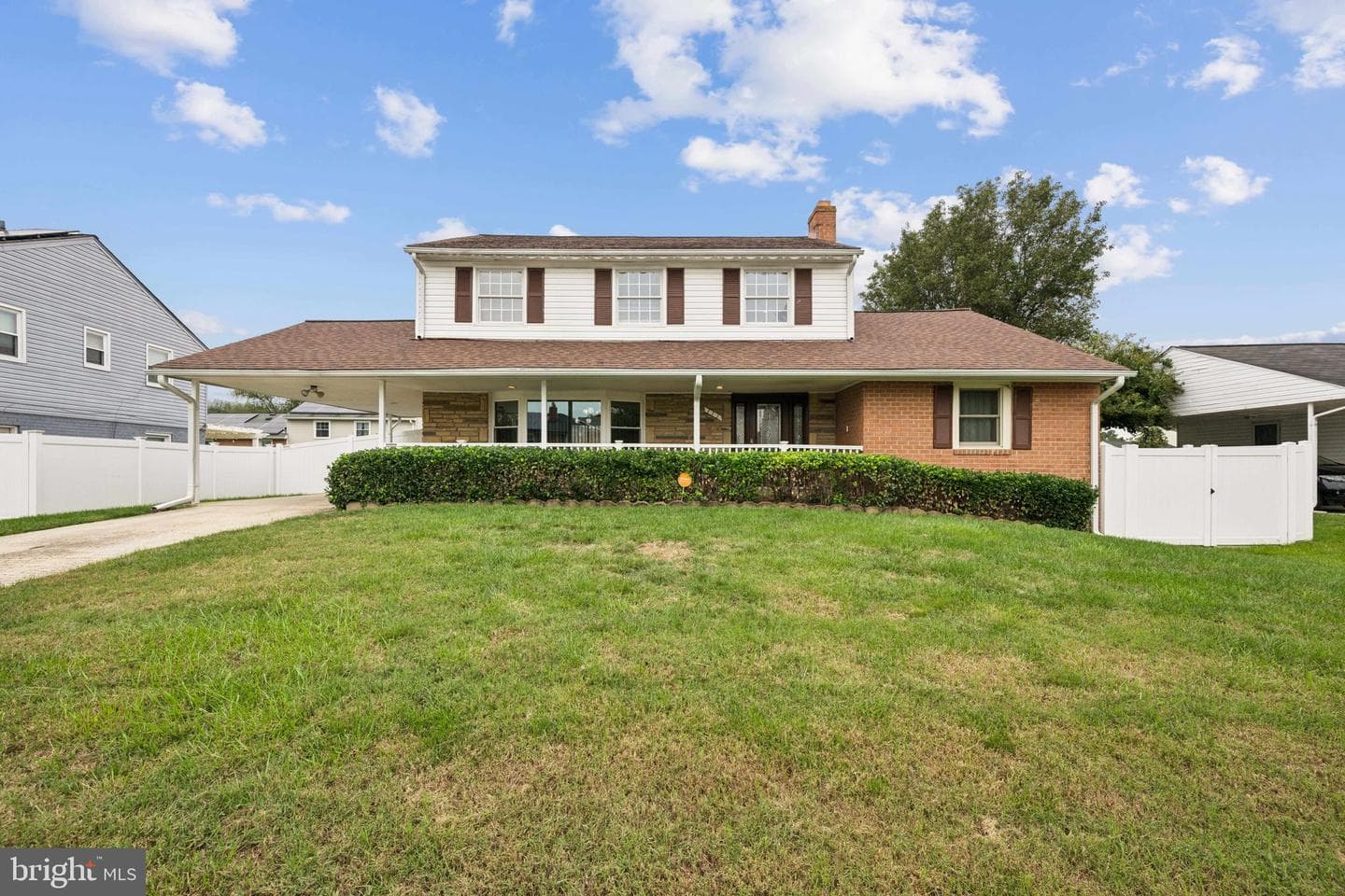 111 Essenton Drive photo 2