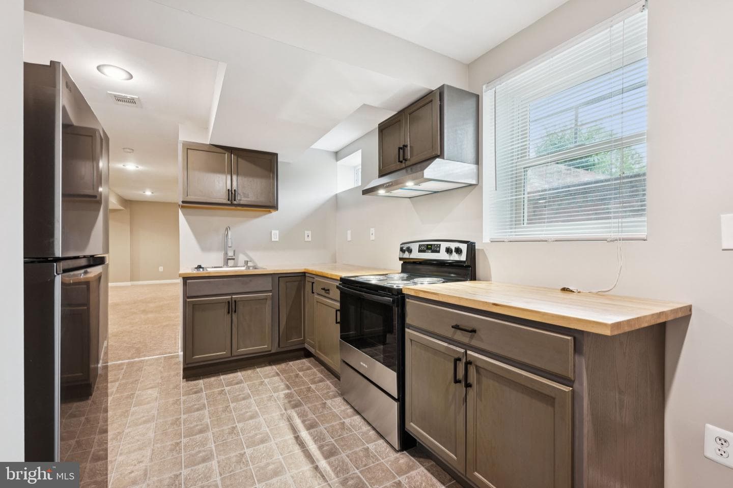 111 Essenton Drive photo 31